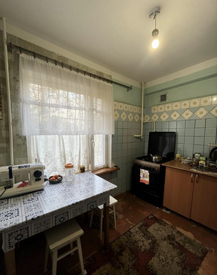 Продам трехкомнатную (3-комн.) квартиру, Ракетная ул, 32, Симферополь г