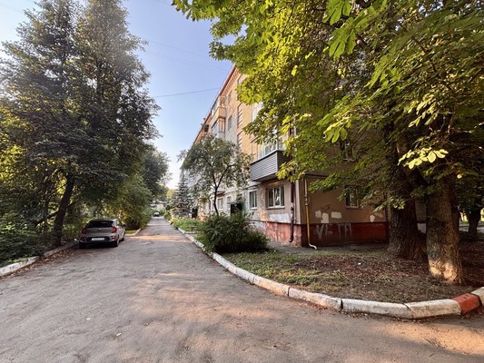 Продам двухкомнатную (2-комн.) квартиру, Станке Димитрова пр-кт, 14, Брянск г