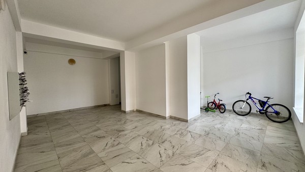 Продам трехкомнатную (3-комн.) квартиру, ОДС ул, 2кА, Нальчик г