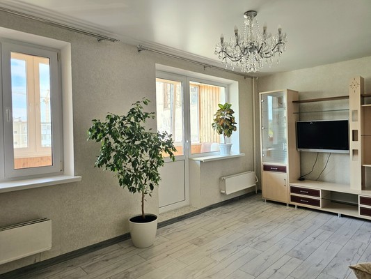 Продам трехкомнатную (3-комн.) квартиру, 50 лет Октября ул, 40, Гамово с
