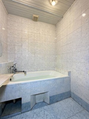 Продам трехкомнатную (3-комн.) квартиру, Фрунзе ул, 11, Баксан г