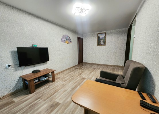 Продам трехкомнатную (3-комн.) квартиру, Волкова ул, 11, Новомичуринск г