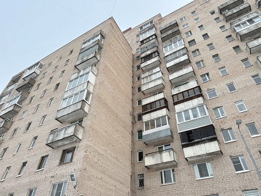 Продам двухкомнатную (2-комн.) квартиру, Науки пр-кт, 44, Санкт-Петербург г