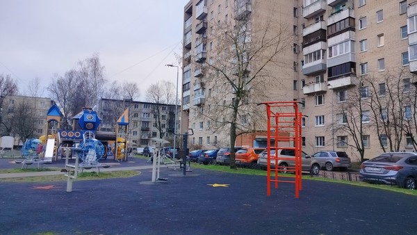 Продам двухкомнатную (2-комн.) квартиру, Науки пр-кт, 44, Санкт-Петербург г