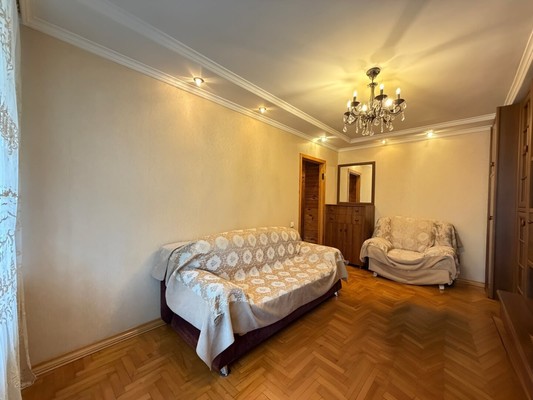 Продам однокомнатную (1-комн.) квартиру, Кирова ул, 11, Нальчик г