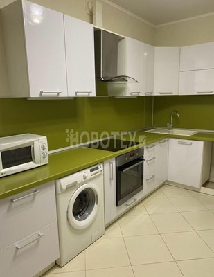 Продам однокомнатную (1-комн.) квартиру, им. Комарова В.М. ул, 30, Российский п