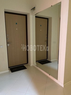 Продам однокомнатную (1-комн.) квартиру, им. Комарова В.М. ул, 30, Российский п