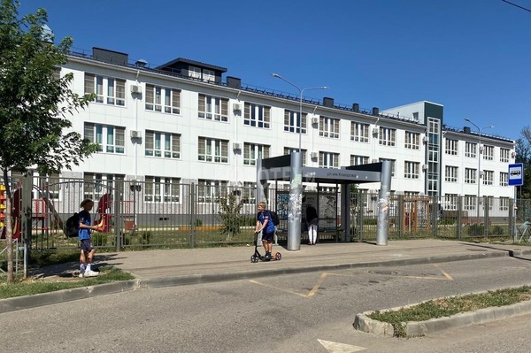 Продам однокомнатную (1-комн.) квартиру, им. Комарова В.М. ул, 30, Российский п