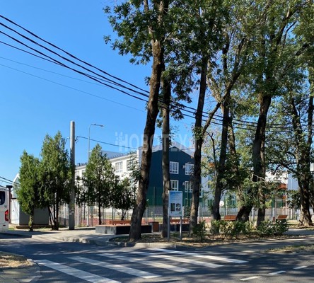 Продам однокомнатную (1-комн.) квартиру, им. Комарова В.М. ул, 30, Российский п