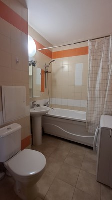Продам однокомнатную (1-комн.) квартиру, Привокзальная пл, 1Ак1, Мурино п