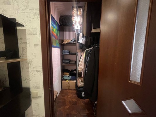 Продам однокомнатную (1-комн.) квартиру, Спортивная (Западный мкр.) ул, 2, Октябрьский рп