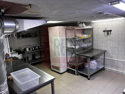Продам коммерческое помещение 120,3 м2, Советский пр-кт, 24-28, Калининград г