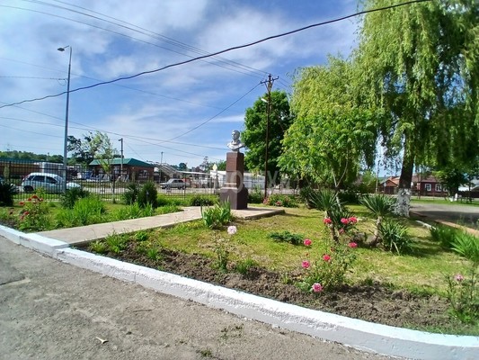 Продам участок 10 соток, ИЖС, Красногвардейская ул, 13, Хадыженск г, 0 км от города