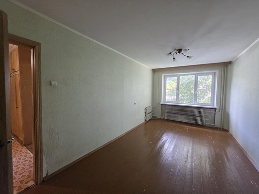 Продам трехкомнатную (3-комн.) квартиру, Красная (Львовский мкр.) ул, 5, Подольск г