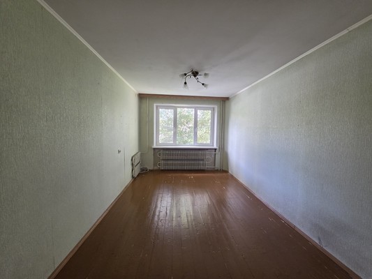 Продам трехкомнатную (3-комн.) квартиру, Красная (Львовский мкр.) ул, 5, Подольск г