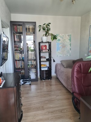 Продам двухкомнатную (2-комн.) квартиру, Парфёновская ул, 9к1, Санкт-Петербург г
