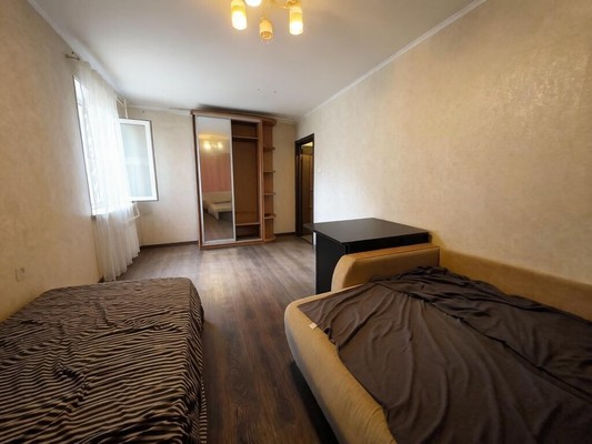 Продам двухкомнатную (2-комн.) квартиру, Андропова ул, 37, Ступино г
