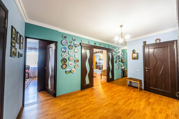 Продам трехкомнатную (3-комн.) квартиру, Комсомольский пр-кт, 19к1, Люберцы г
