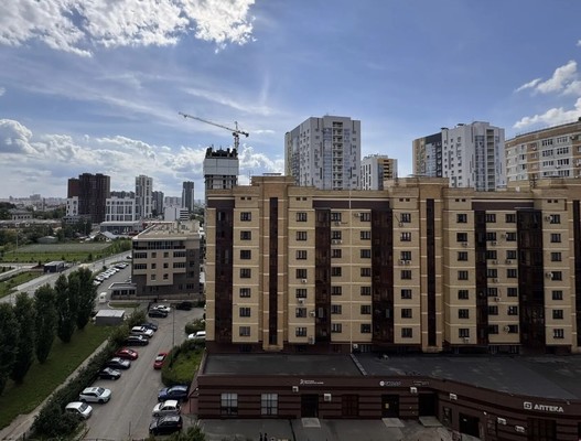 Продам двухкомнатную (2-комн.) квартиру, Тулпар ул, 7, Казань г
