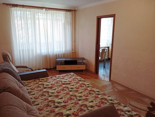Продам трехкомнатную (3-комн.) квартиру, Центральная ул, 5, Юрово д