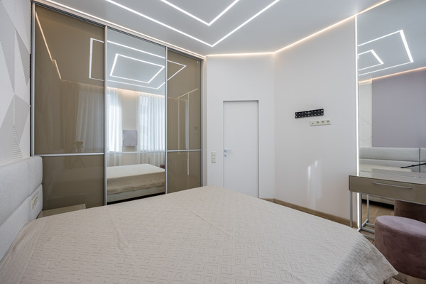 Продам двухкомнатную (2-комн.) квартиру, Шмитовский проезд, 39к1, Москва г
