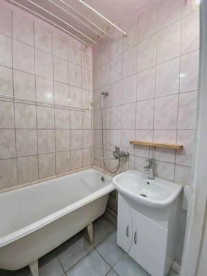 Продам однокомнатную (1-комн.) квартиру, Устинова ул, 19, Верхняя Салда г