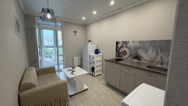 Продам однокомнатную (1-комн.) квартиру, Железнодорожная ул, 23к1, Краснодар г