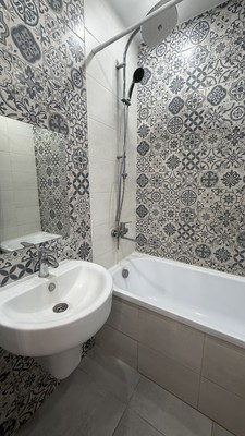 Продам однокомнатную (1-комн.) квартиру, Железнодорожная ул, 23к1, Краснодар г