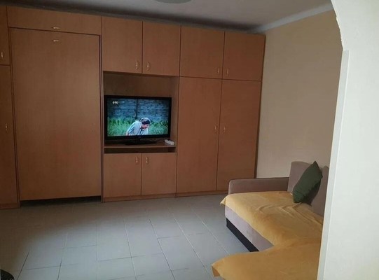 Продам однокомнатную (1-комн.) квартиру, Генерал-майора П.П.Яременко ул, 34, Симферополь г