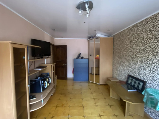 Продам двухкомнатную (2-комн.) квартиру, Комсомольская ул, 8, Монино рп