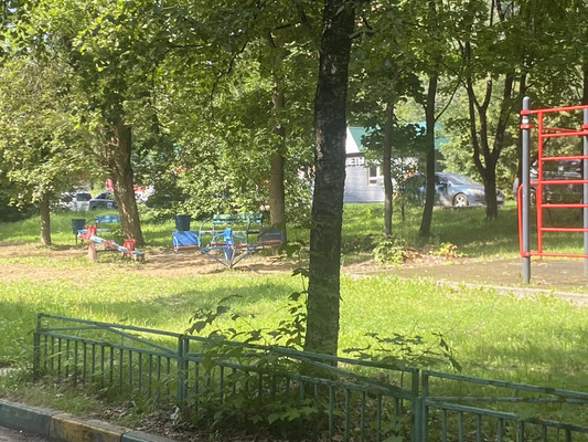 Продам двухкомнатную (2-комн.) квартиру, Комсомольская ул, 8, Монино рп