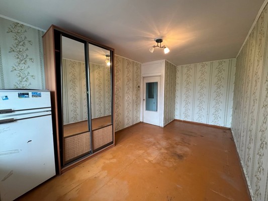Продам двухкомнатную (2-комн.) квартиру, Почтовая ул, 9, Комсомольск-на-Амуре г
