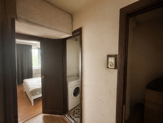 Продам трехкомнатную (3-комн.) квартиру, Полубоярова ул, 3, Наро-Фоминск г