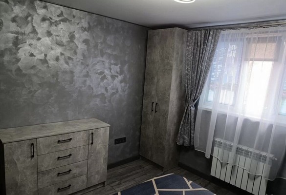 Продам двухкомнатную (2-комн.) квартиру, Крейзера ул, 7, Симферополь г
