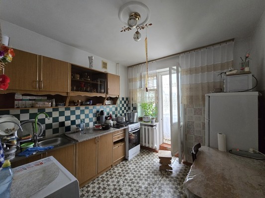 Продам двухкомнатную (2-комн.) квартиру, Фрунзе ул, 5, Баксан г