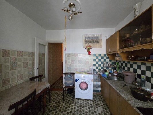 Продам двухкомнатную (2-комн.) квартиру, Фрунзе ул, 5, Баксан г