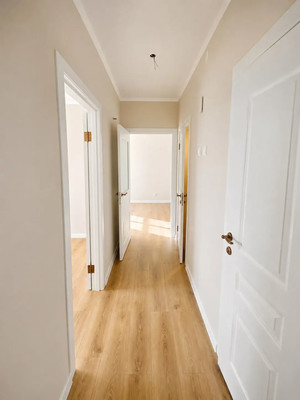Продам трехкомнатную (3-комн.) квартиру, Чехова пр-кт, 56к37, Ростов-на-Дону г