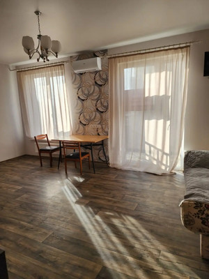Продам однокомнатную (1-комн.) квартиру, Никанорова ул, 4, Симферополь г