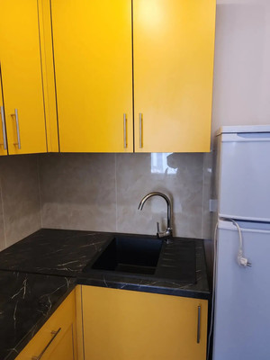 Продам однокомнатную (1-комн.) квартиру, Никанорова ул, 4, Симферополь г