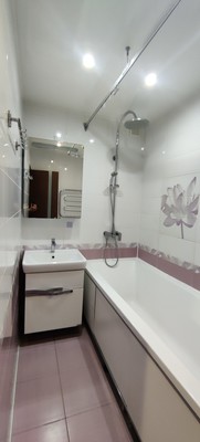 Продам трехкомнатную (3-комн.) квартиру, Профессора Никулина ул, 4, Рязань г