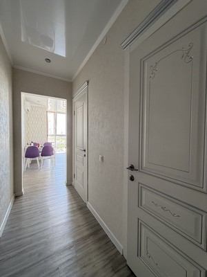 Продам двухкомнатную (2-комн.) квартиру, Никанорова ул, 4, Симферополь г
