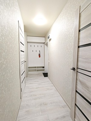 Продам двухкомнатную (2-комн.) квартиру, Максимова ул, 45а, Казань г