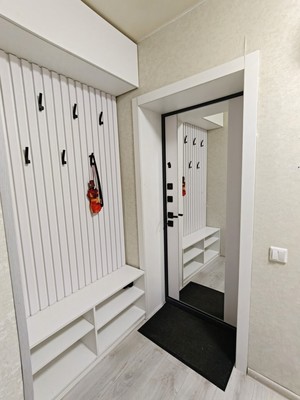Продам двухкомнатную (2-комн.) квартиру, Максимова ул, 45а, Казань г