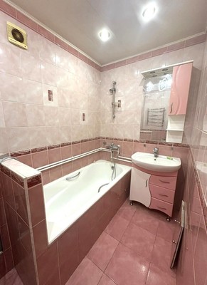 Продам трехкомнатную (3-комн.) квартиру, Советская (Климовск мкр.) ул, 10, Подольск г