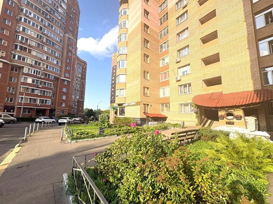 Продам трехкомнатную (3-комн.) квартиру, Советская (Климовск мкр.) ул, 10, Подольск г