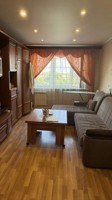 Продам трехкомнатную (3-комн.) квартиру, Школьная ул, 39, Быково п