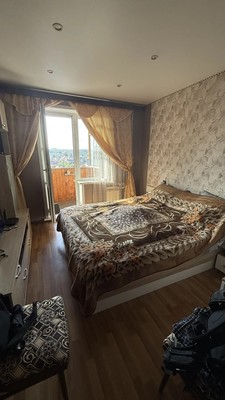 Продам трехкомнатную (3-комн.) квартиру, Школьная ул, 39, Быково п