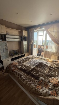 Продам трехкомнатную (3-комн.) квартиру, Школьная ул, 39, Быково п