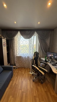 Продам трехкомнатную (3-комн.) квартиру, Школьная ул, 39, Быково п