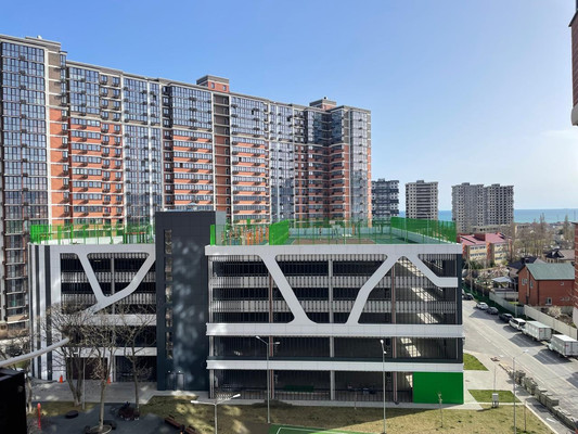 Продам трехкомнатную (3-комн.) квартиру, Котанова ул, 2к1, Новороссийск г